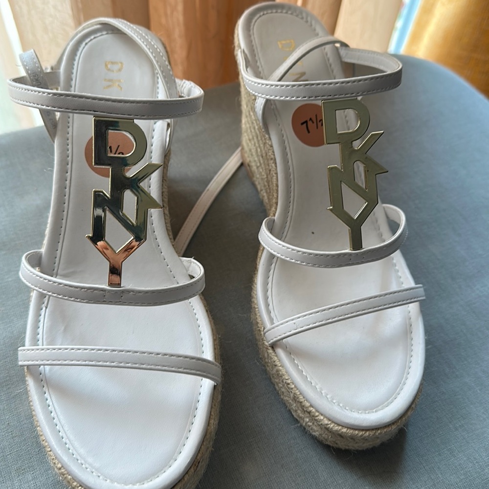 Brand new woman’s wedges, DKNY